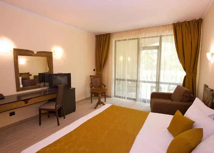 Отель Art Babylon 4*