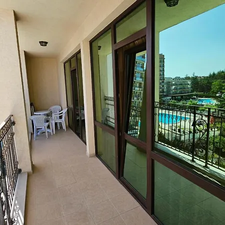 Hotel Art Babylon 4*