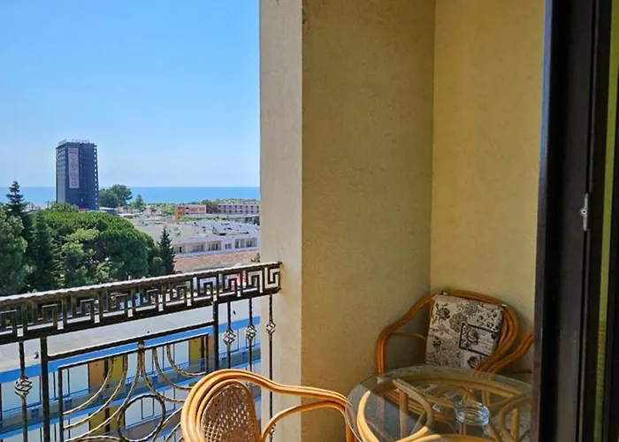 Hotel Art Babylon 4*