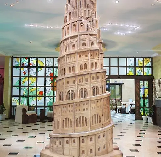 Отель Art Babylon 4*