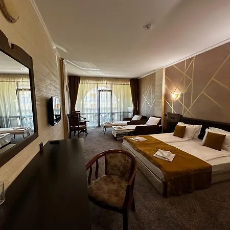 Ξενοδοχείο Art Babylon 4*