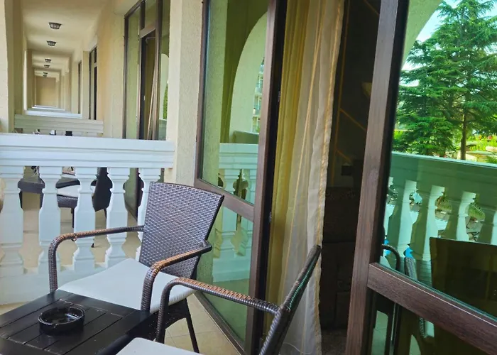 Art Babylon 4* Slantchev Briag